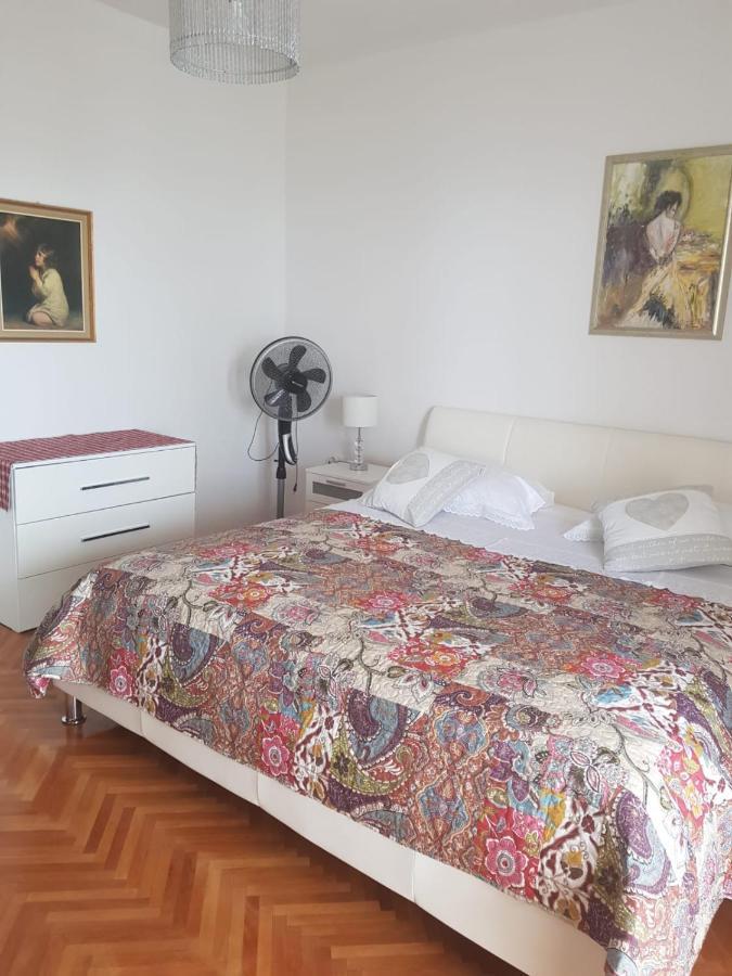 Apartments Duje Sumpetar ภายนอก รูปภาพ